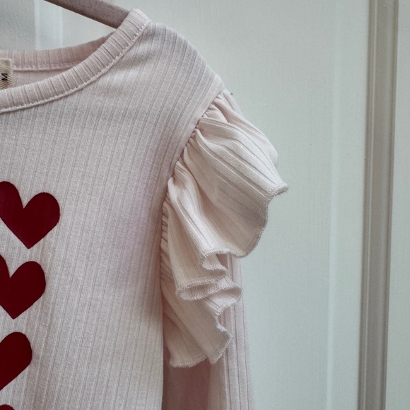 NWOT Marie Nicole 3T Girls Pink & Red XOXO Valentine’s Day Ruffle Sleeve Blouse - Picture 3 of 5